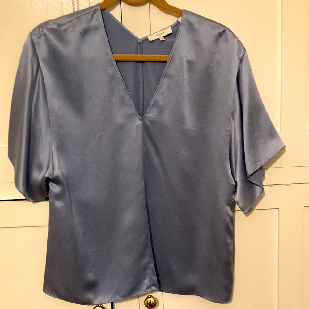 NWOT VINCE TOP